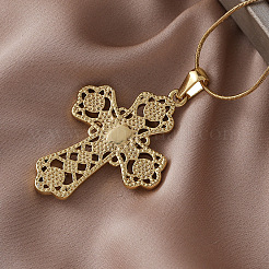 Collar con colgante de cruz hueca de acero inoxidable 304 con vidrio transparente para mujeres y hombres.&nbsp;LS-FR7878