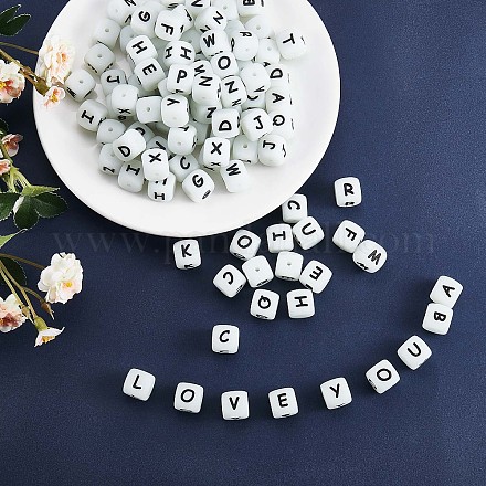 20 pièces cube lumineux lettre perles de silicone 12x12x12mm dés carrés alphabet perles avec 2mm trou entretoise perles de lettre en vrac pour bracelet collier fabrication de bijoux JX437W-1