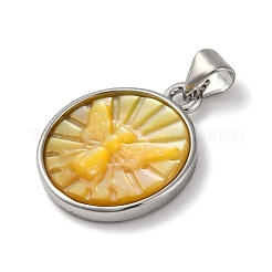 Pendentifs en forme de papillon sculptés dans une coquille jaune naturelle&nbsp;KK-D537-04P-01