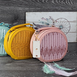 Porte-clés porte-rouge à lèvres en cuir pu&nbsp;AJEW-WH0270-203A