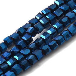 Chapelets de perles en verre électroplaqué, facette, cube, bleu, 4x4x4mm, trou: 1mm; environ 100 pcs/chapelet, 16.9 pouce