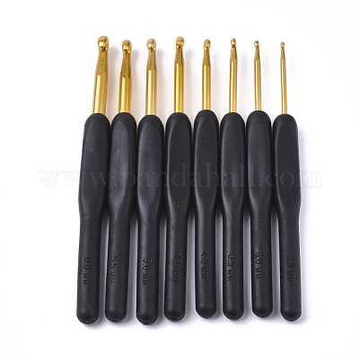 10 Size Crochet Hook Set with Case - Hand Tools