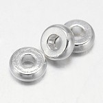 Planas redondas abalorios latón entrepiezas, color plateado, 4x1.5mm, agujero: 1.5 mm