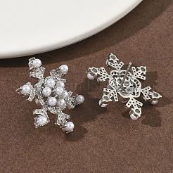 Schneeflocken-Ohrstecker aus Messing mit Mikropavé und Zirkonia&nbsp;EJEW-G452-03P