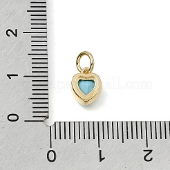 Breloques en laiton pavées de zirconiums cubiques pour la Saint-Valentin&nbsp;CU-E002-03G-10