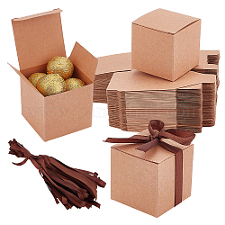 正方形の折り畳み厚紙紙キャンディー ギフト ボックス  食品包装箱  シルクリボン付き  淡い茶色  完成品：5x5x5cm