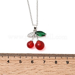 Ciondolo in ottone con micro pavé di zirconi cubici trasparenti e resina color ciliegia rossa&nbsp;NJEW-H092-02P