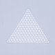 プラスチックメッシュキャンバスシート  刺繍用  アクリル毛糸クラフト  ニットとかぎ針編みのプロジェクト  三角形  ホワイト  7.5x7.5x1.4cm  穴：1.56x1.56mm DIY-M007-14-1