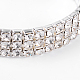ガールフレンドの結婚式のダイヤモンドのブレスレットのバレンタインのアイデア  3行ストレッチラインストーンブレスレット  真鍮  銀色のメッキ  約11 mm幅  5センチ内径 X-B115-3-2