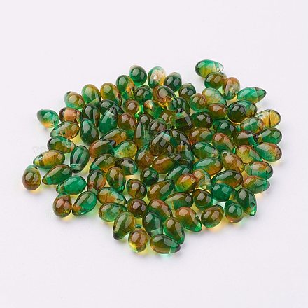 Des perles de résine transparentes GLAA-J098-68-1