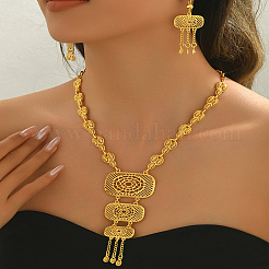 Elegante set di collana e orecchini rettangolari in ottone alla moda per le donne&nbsp;HY2703