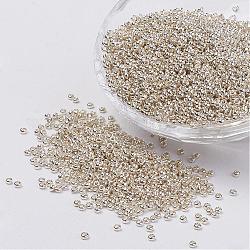 Perline di semi di vetro rotonde di grado 12/0, perline di colori metallici, Argento Placcato, 2x1.5mm, Foro: 0.5 mm, circa 5000pcs/50g