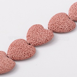 Brins de perles de roche de lave synthétique, cœur, teinte, rose, 27~30x28~30x8~10mm, Trou: 1mm, Environ 15 pcs/chapelet, 15.3 pouce