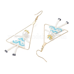 Ragazza con orecchini pendenti in perline di vetro e ottone triangolari&nbsp;EJEW-MZ00453-01