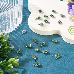20 Stück facettierte Glasanhänger&nbsp;RGLA-TADJ0001-01F