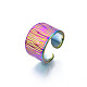 Anillo de puño abierto con textura de acero inoxidable color arcoíris 304 RJEW-S405-258M-4