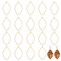 Chgcraft grandi pendenti in ottone, fascino fiore ondulato, oro, 52x30x0.5mm, Foro: 1.8 mm, 30pcs/scatola