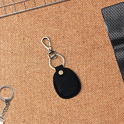 Ovale Schlüsselanhänger aus Rindsleder&nbsp;KEYC-WH20001-17C