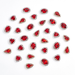 Ahadermaker 30pcs 3 estilo coser en rhinestone, Diamantes de imitación de cristal, con ajustes de puntas de aleación, ovalada y corazón y lágrima, rojo, 15~18x12~14x5~5.5mm, agujero: 1 mm, 10 piezas / style
