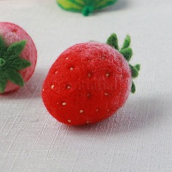 Erdbeer-Nadelfilzset, inklusive Anleitung, 1pc Schaum, 3 Stück Nadeln, 6 Farben Wolle, Mischfarbe, 50x40x40 mm