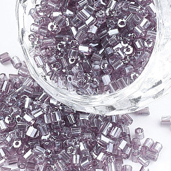 Grade une perles de rocaille en verre, hexagone (deux coupes), couleurs transparentes lustered, vieille rose, 1.5~2.5x1.5~2mm, Trou: 0.8mm, environ 2100 pcs / sachet , 450 g / sac