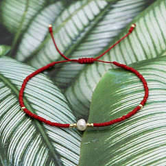 Pulseras trenzadas de cuentas de vidrio ajustables para mujer, con perlas naturales de agua dulce y latón, rojo, 11.02 pulgada (28 cm)