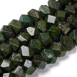 Natürliche grüne Granitperlenstränge, facettiert, Vieleck, 13~14x12~13x16 mm, Bohrung: 1.2 mm, ca. 31 Stk. / Strang, 15.75 Zoll (40 cm)
