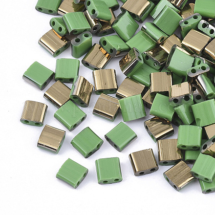 2ホールガラスシードビーズ  半金メッキ色  正方形  薄緑  5x4.5~5.5x2~2.5mm  穴：0.5~0.8mm  約1180個/袋 SEED-S031-L-047-G-1