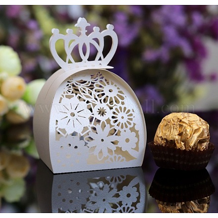 Boîtes de papier-cadeau de boîte de bonbons de mariage creux de couronne CON-WH0020-A01-1