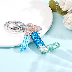 1 porte-clés en résine avec lettre et papillon en acrylique&nbsp;KEYC-GF0001-19A