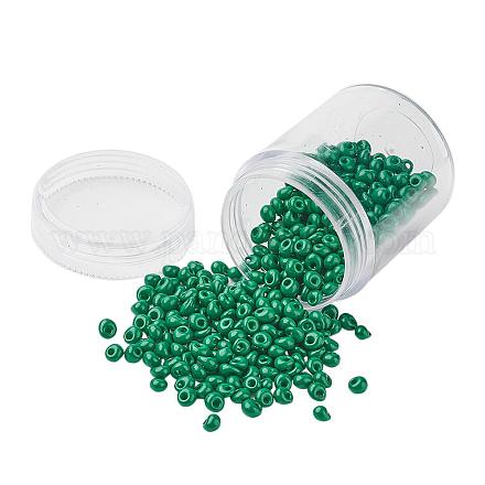 オペークガラスシードビーズ  フリンジティアドロップビーズ  濃い緑  4~5x3mm  穴：1mm SEED-JP0004-A14-1
