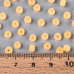 6/0 transparente Innenfarben Glas Saatperlen&nbsp;SEED-N008-08S