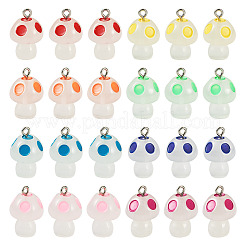 32 Stück 8 Farben leuchtende transparente Harzanhänger&nbsp;FIND-TA0002-48