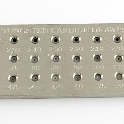 39 Rundloch-Ziehplatten aus Wolframstahl&nbsp;TOOL-R062