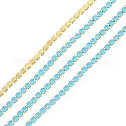 Cadenas de strass Diamante de imitación de bronce, cadena de la taza del rhinestone, imitar el estilo fluorescente, crudo (sin chapar), aguamarina, 1.5x1.5mm, aproximadamente 18.70 pie (5.7 m) / hilo