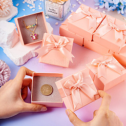 Quadratische Geschenkbox für Schmuckset aus Papier&nbsp;CON-TAC0013-03A