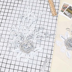3D-Blumenstickerei aus Polyester zum Aufnähen von Blumenapplikationen&nbsp;PATC-WH0008-24A