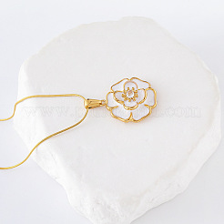 Collier avec pendentif en forme de fleur en émail blanc&nbsp;MA8208-2