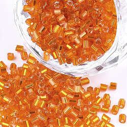 ガラスシードビーズを等級分けする  六角形（ツーカット）  銀並ぶ  ダークオレンジ  1.5~2.5x1.5~2mm  穴：0.8mm  約2100個/袋  450 G /袋