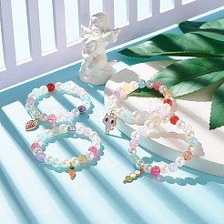 Bonbonfarbenes rundes elastisches Perlenarmband mit Emaille-Anhänger für Kinder&nbsp;BJEW-JB07637