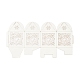 レーザーカット紙は、ハートと花のキャンディーボックスをくり抜く  リボン付きの正方形  結婚式のベビーシャワーパーティーのためのギフト包装を好む  ホワイト  5x5x7.6cm CON-C001-03-5